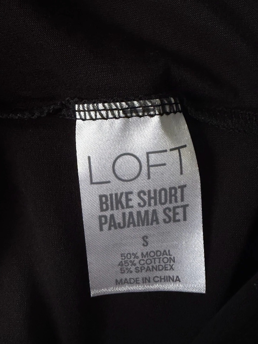 LOFT Black Short-Sleeve Crew Neck Tee - Picture 5 of 6